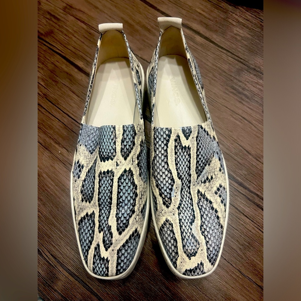 Vince Leather Slip On Platform Sneakers Size US 7.5 Saxon Blue Snake NEVER WORN